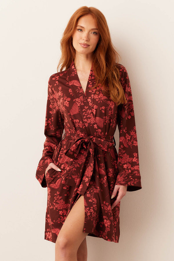 Meadow Cloud Jersey Classic Short Robe in Botanical