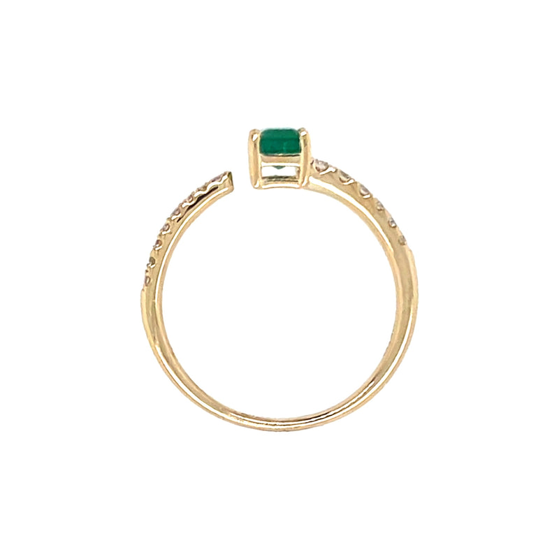 Emerald & Diamond Ring