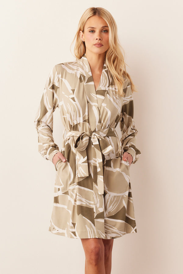 Quinn Cloud Jersey Banded Short Robe in Fern