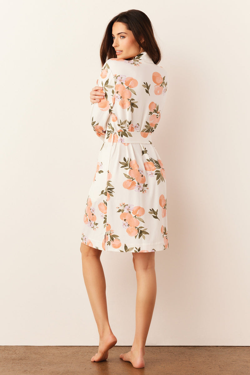 Quinn Cloud Jersey Banded Short Robe in Peaches & Cream